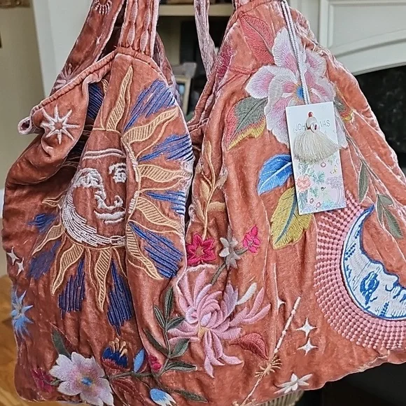 Johnny Was Celestin Velvet Tote  - Rare - EUC -  Price Firm - Picture 17 of 17